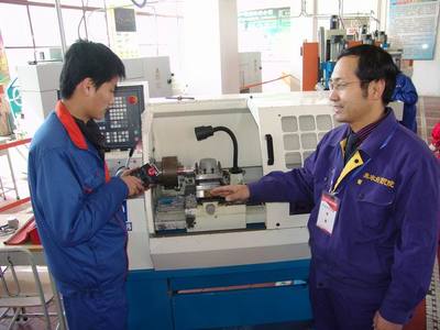 现代制造技术实训中心 引领未来的工程技术服务